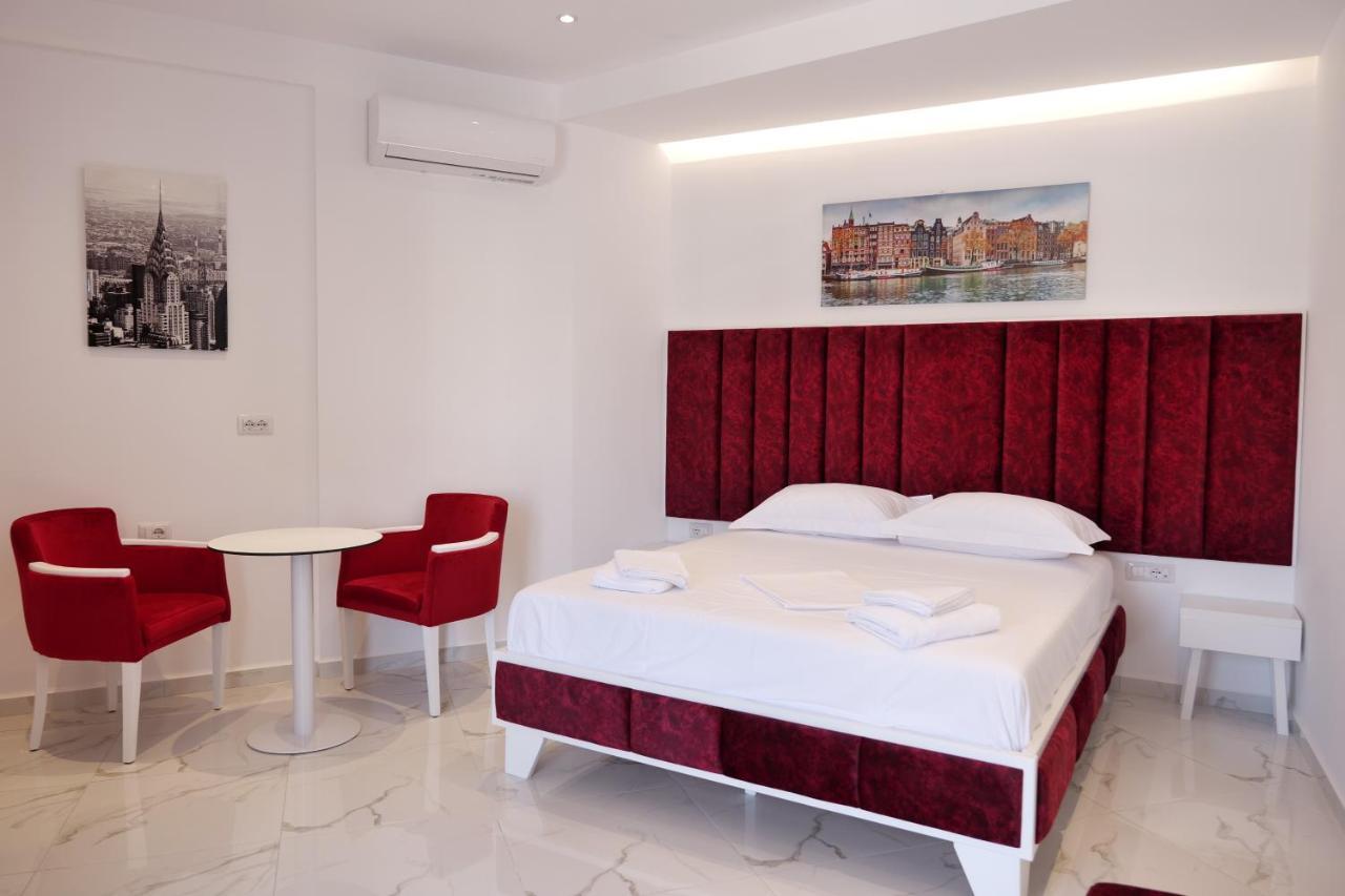 Lumi Hotel Saranda Zewnętrze zdjęcie