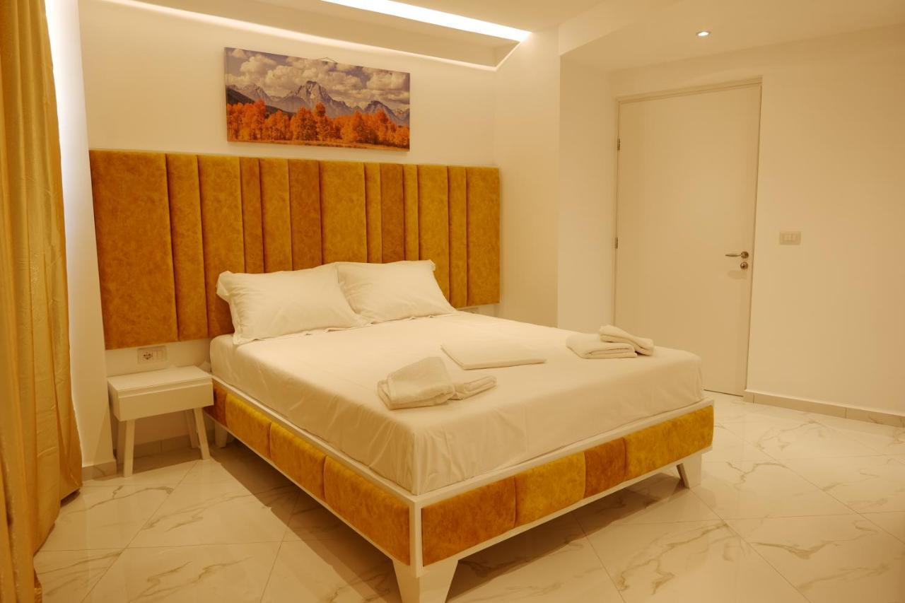 Lumi Hotel Saranda Zewnętrze zdjęcie