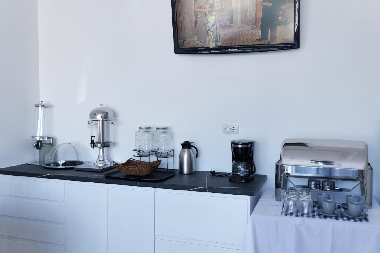 Lumi Hotel Saranda Zewnętrze zdjęcie